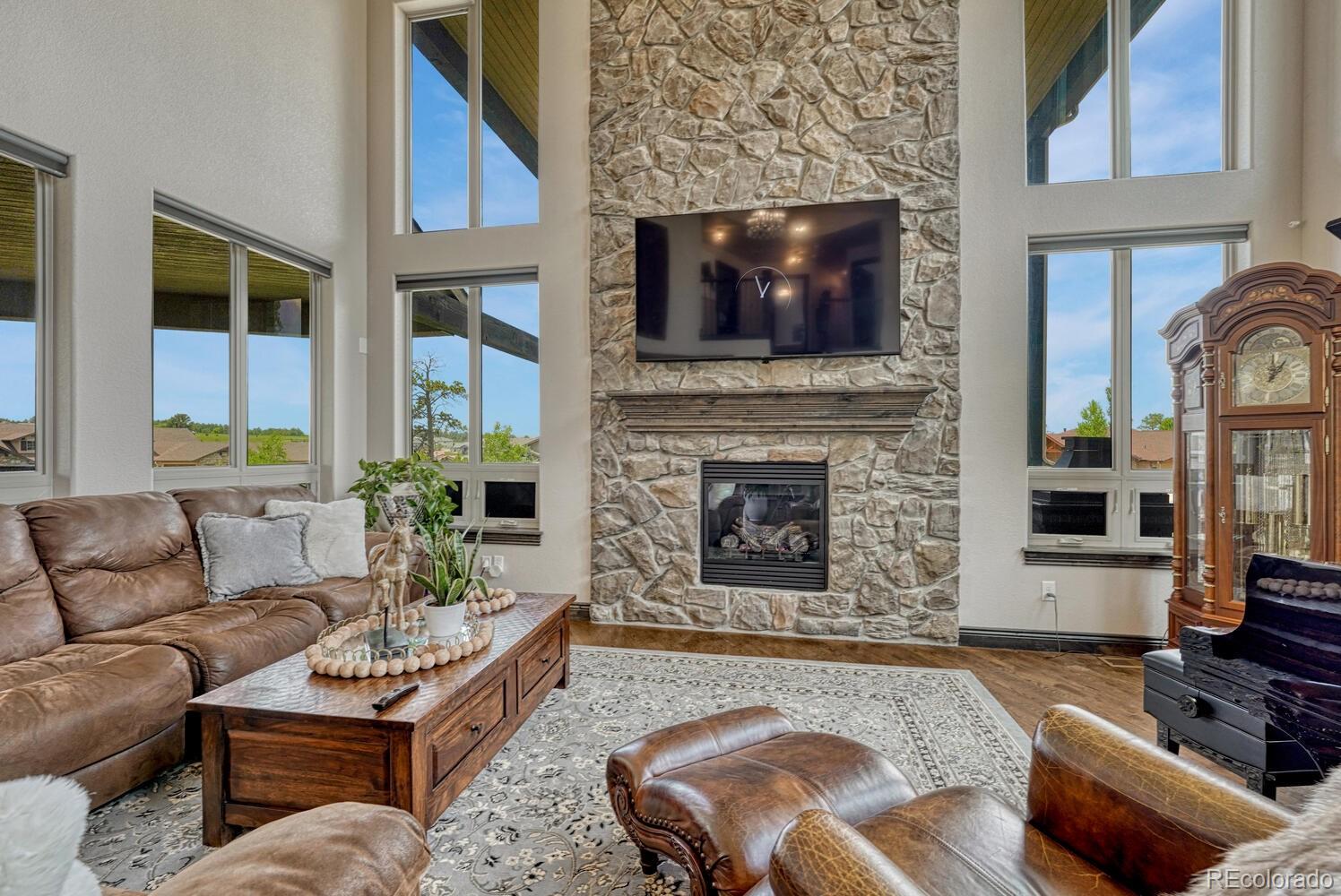 MLS Image #6 for 17576  cabin hill lane,colorado springs, Colorado