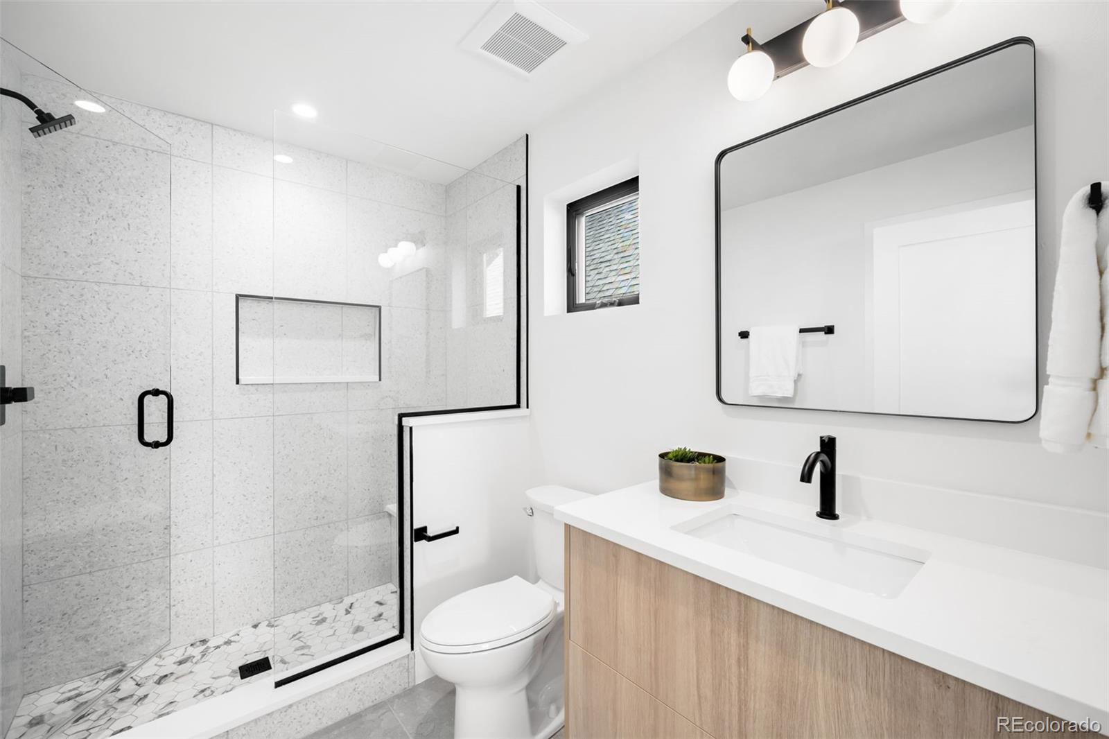 MLS Image #15 for 17 s pennsylvania street,denver, Colorado