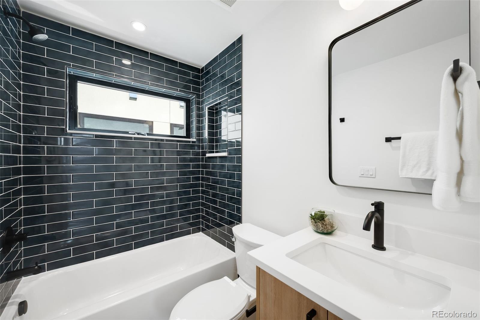 MLS Image #19 for 17 s pennsylvania street,denver, Colorado