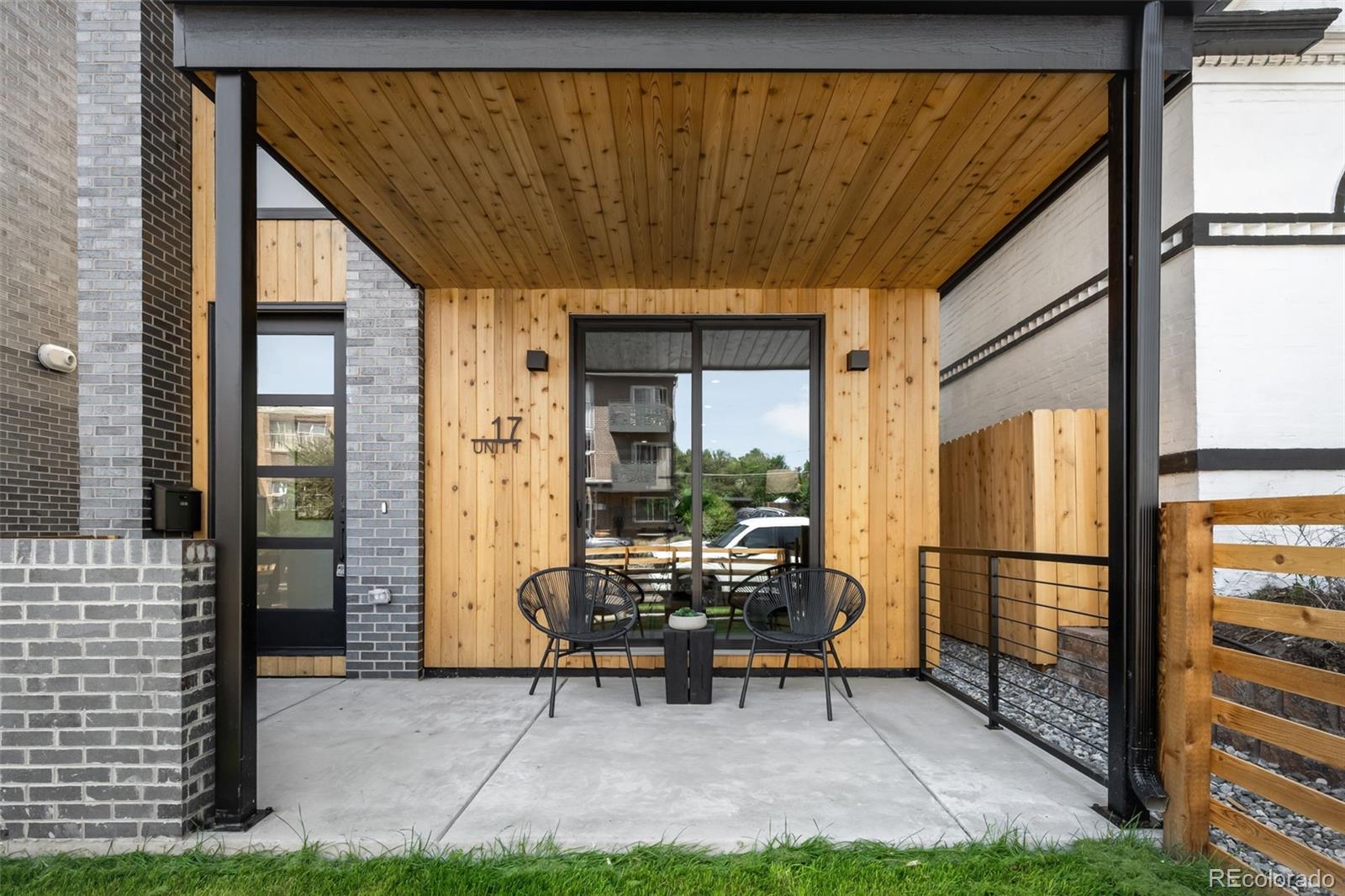 MLS Image #2 for 17 s pennsylvania street,denver, Colorado