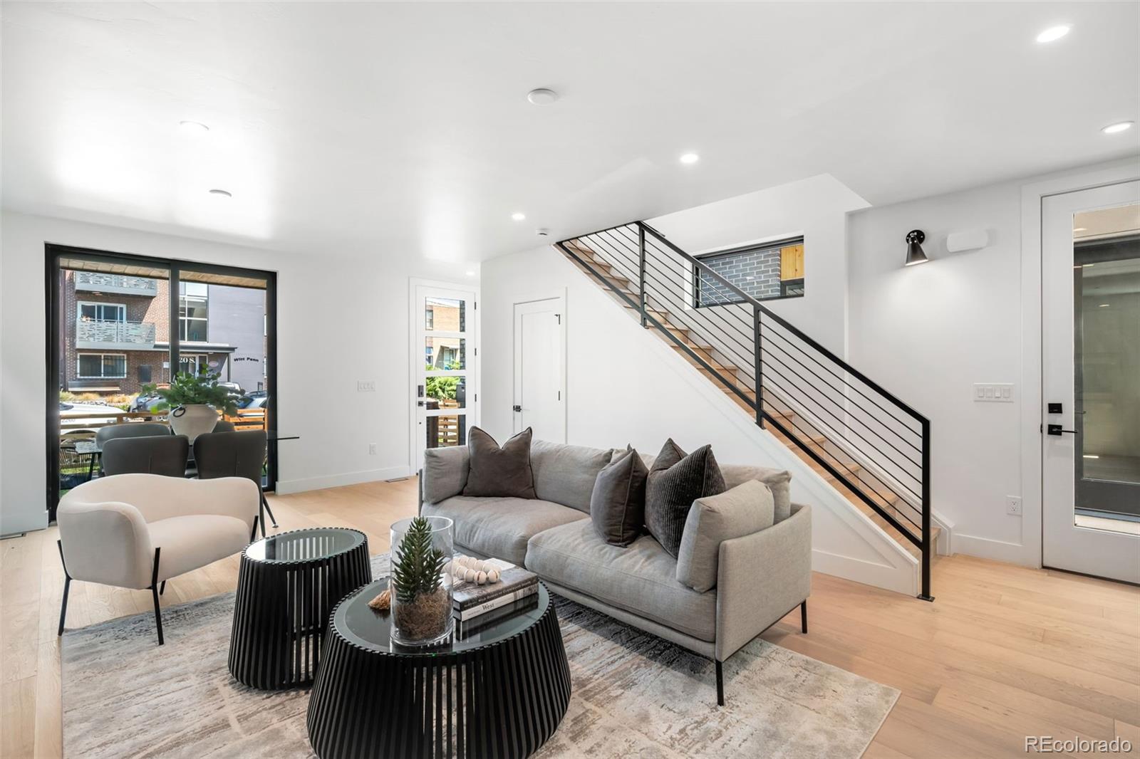MLS Image #7 for 17 s pennsylvania street,denver, Colorado