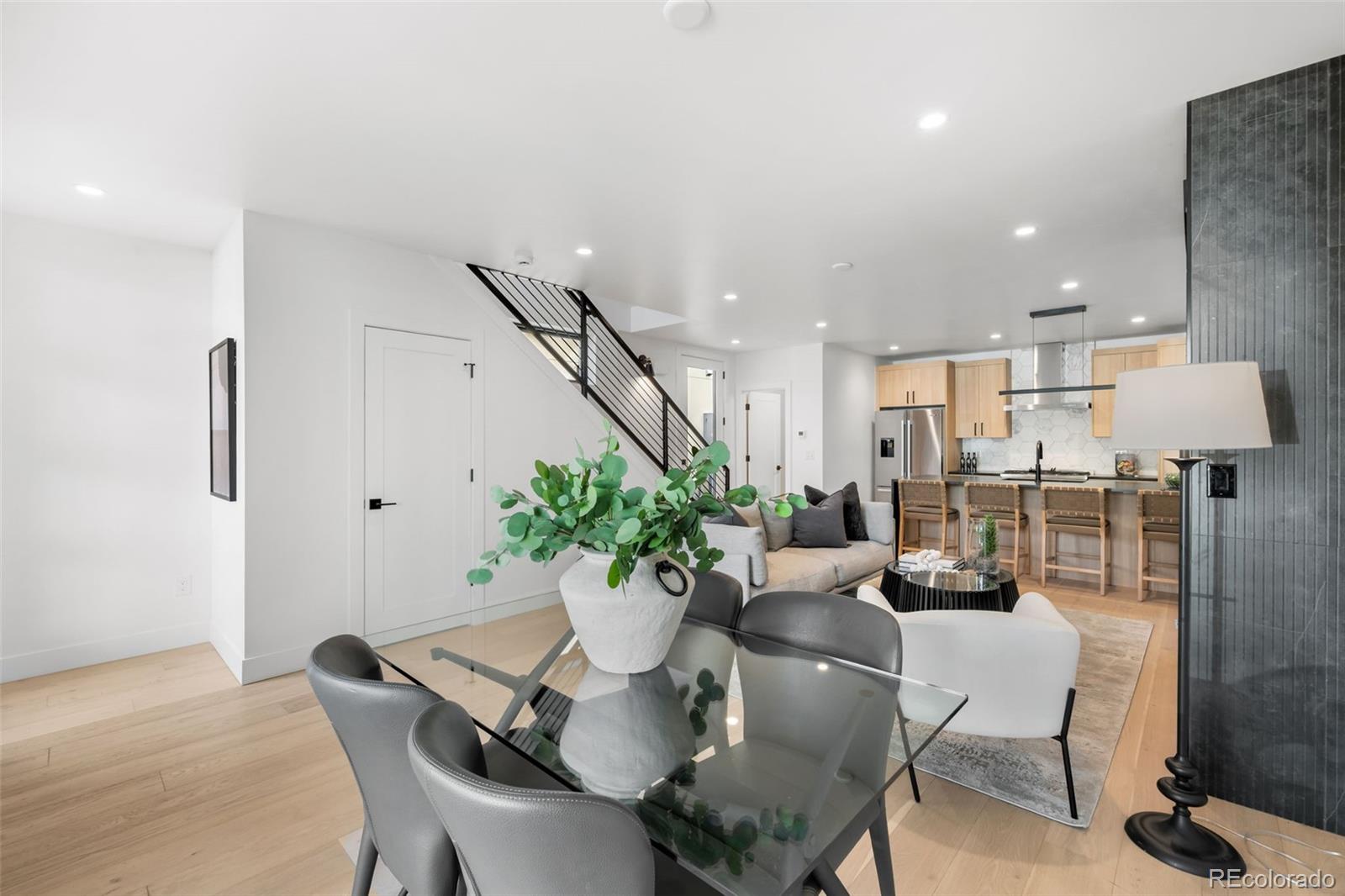 MLS Image #8 for 17 s pennsylvania street,denver, Colorado