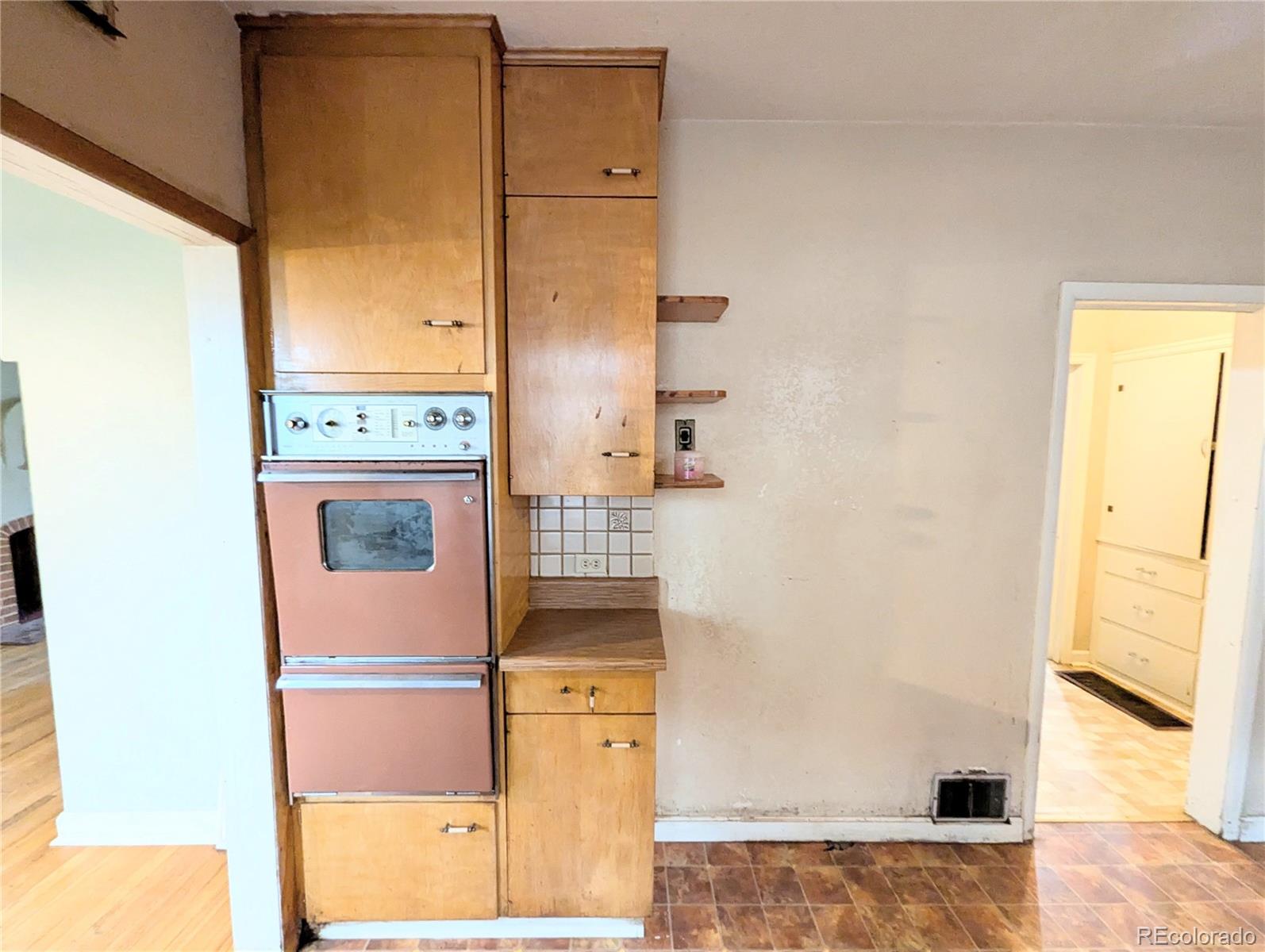 MLS Image #12 for 2710  stuart street,denver, Colorado
