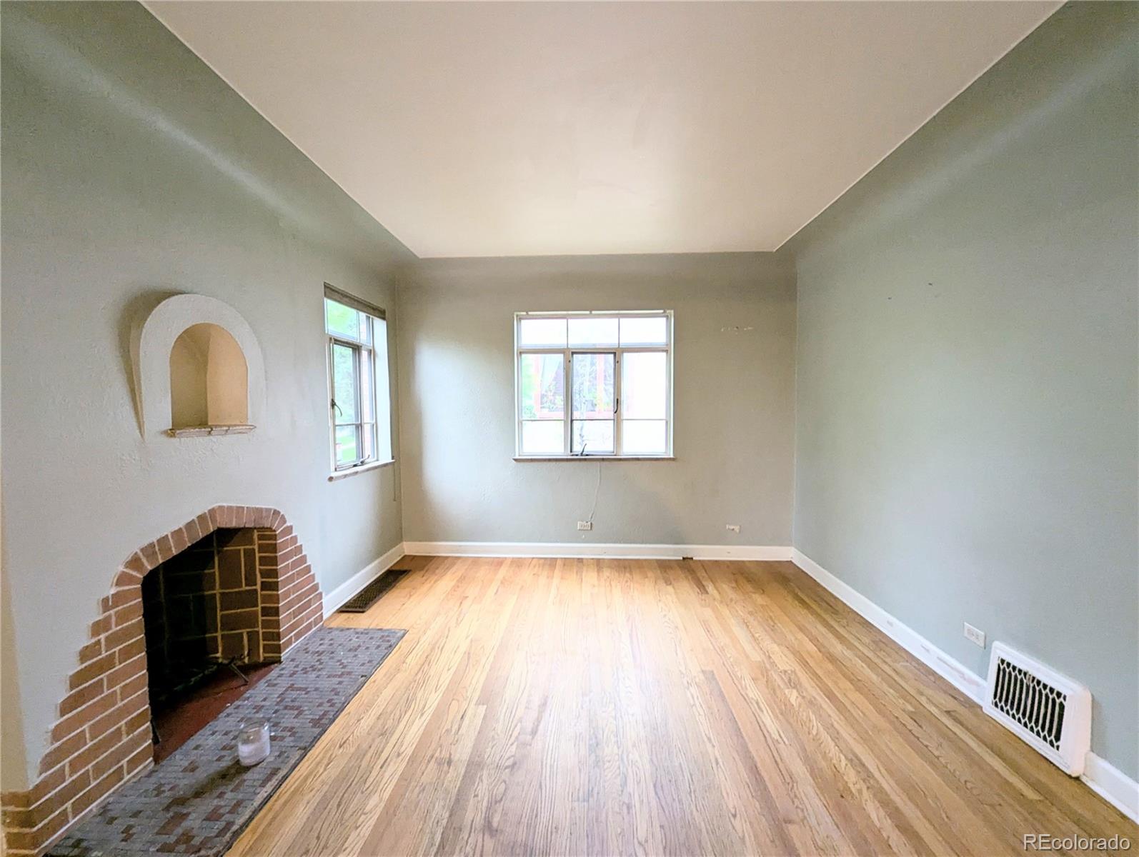 MLS Image #6 for 2710  stuart street,denver, Colorado