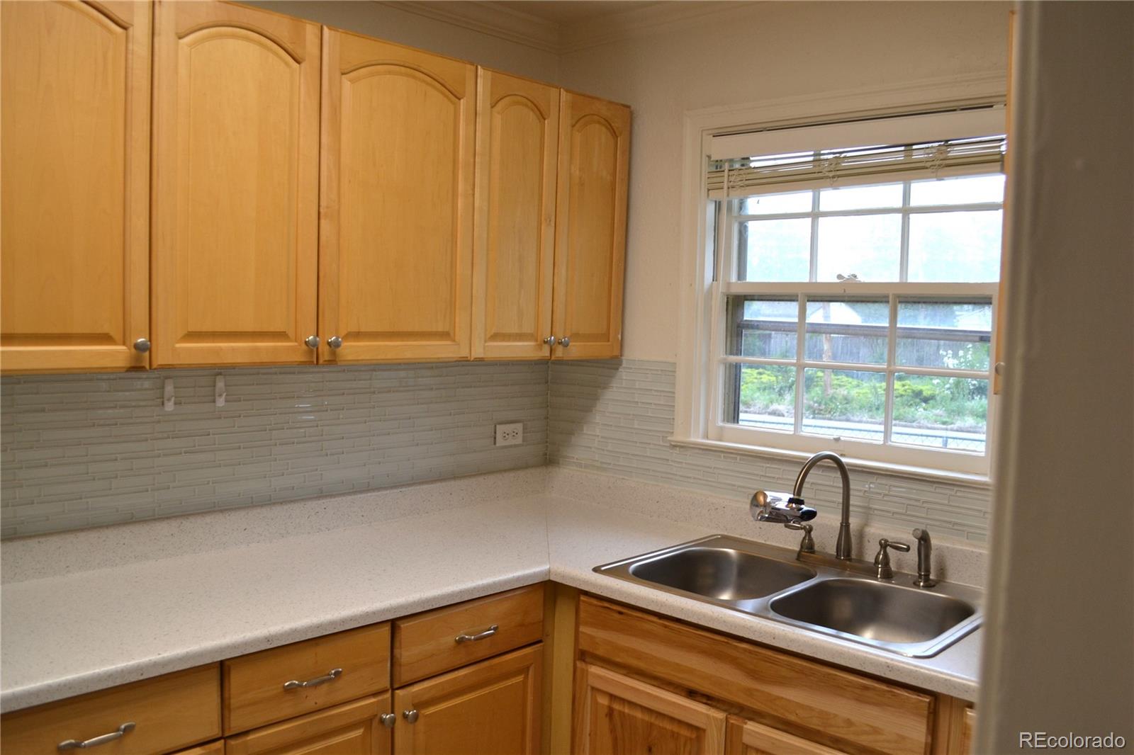 MLS Image #10 for 1300  spruce street,denver, Colorado