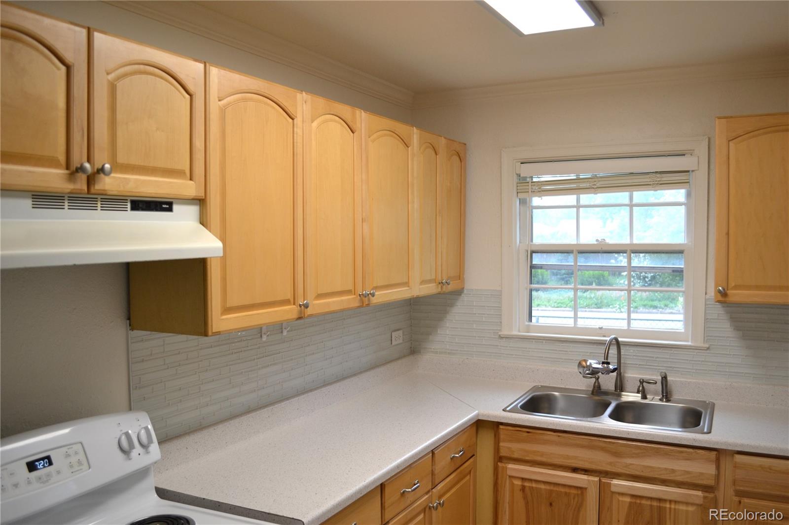 MLS Image #8 for 1300  spruce street,denver, Colorado