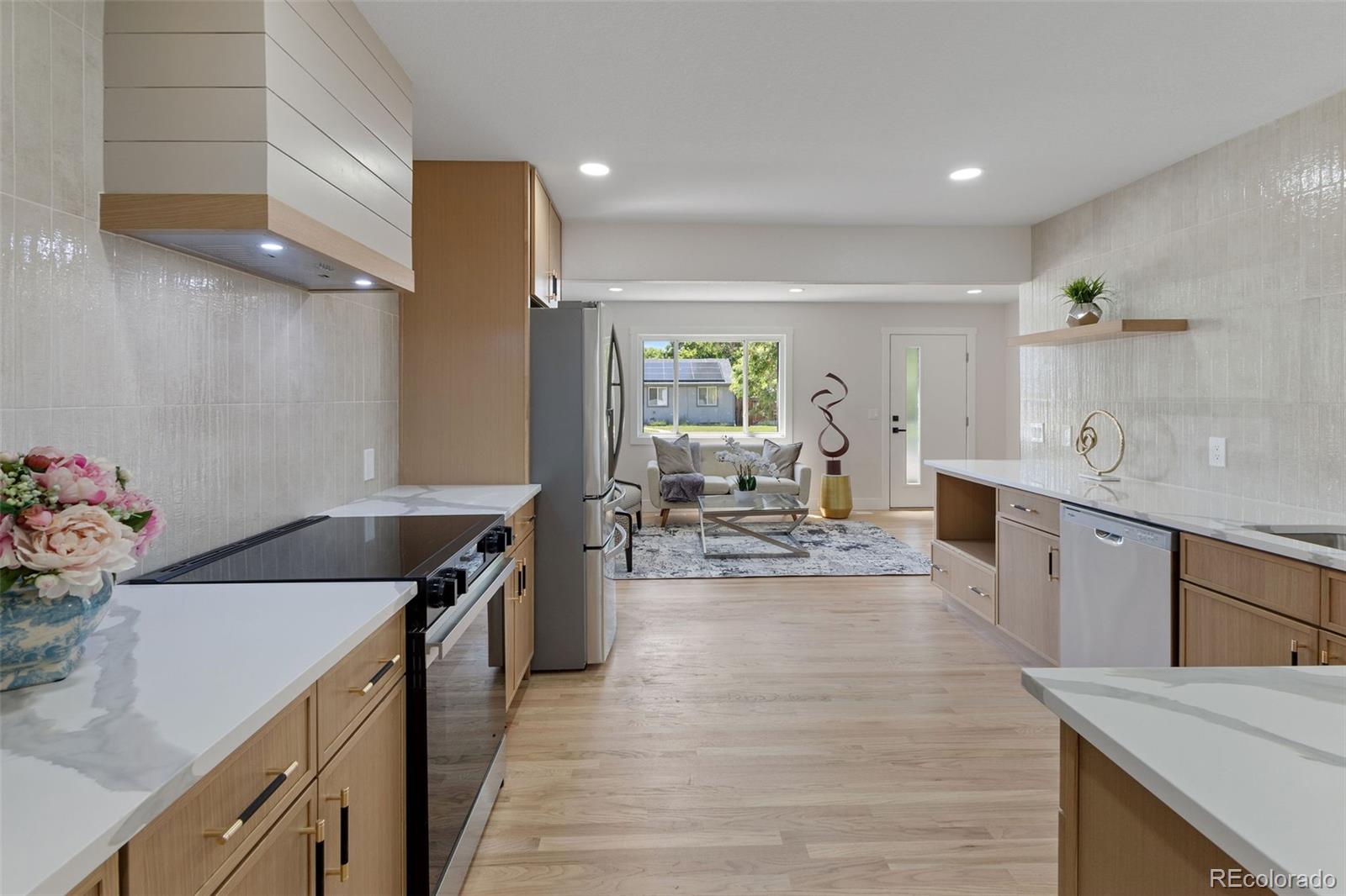 MLS Image #5 for 1670 s quieto court,denver, Colorado