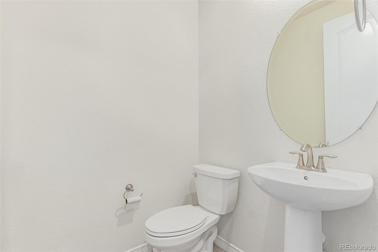 MLS Image #13 for 16321  clayton street,thornton, Colorado