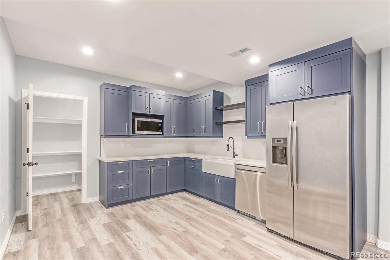 MLS Image #33 for 16321  clayton street,thornton, Colorado