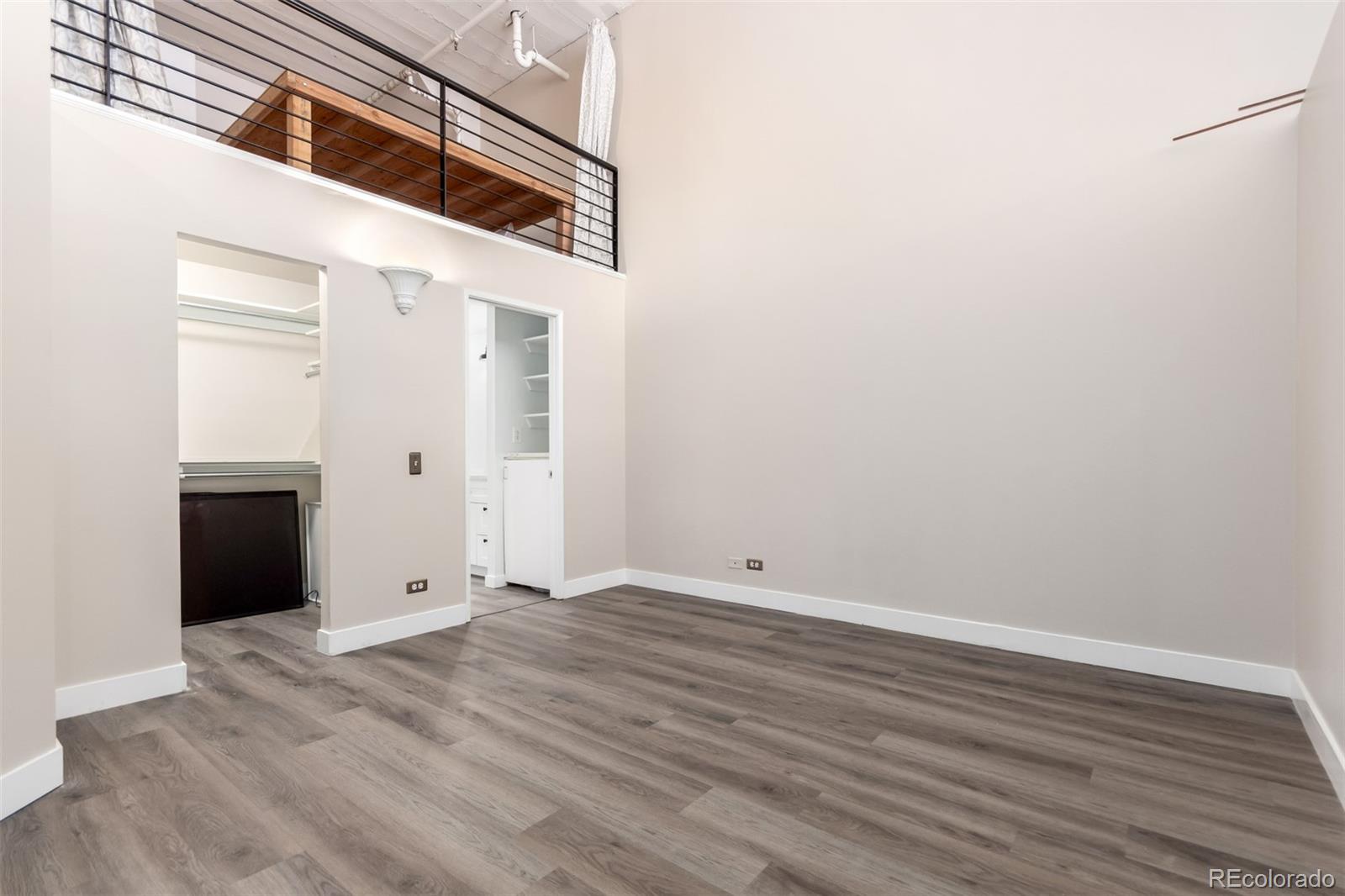MLS Image #10 for 720  16th street,denver, Colorado