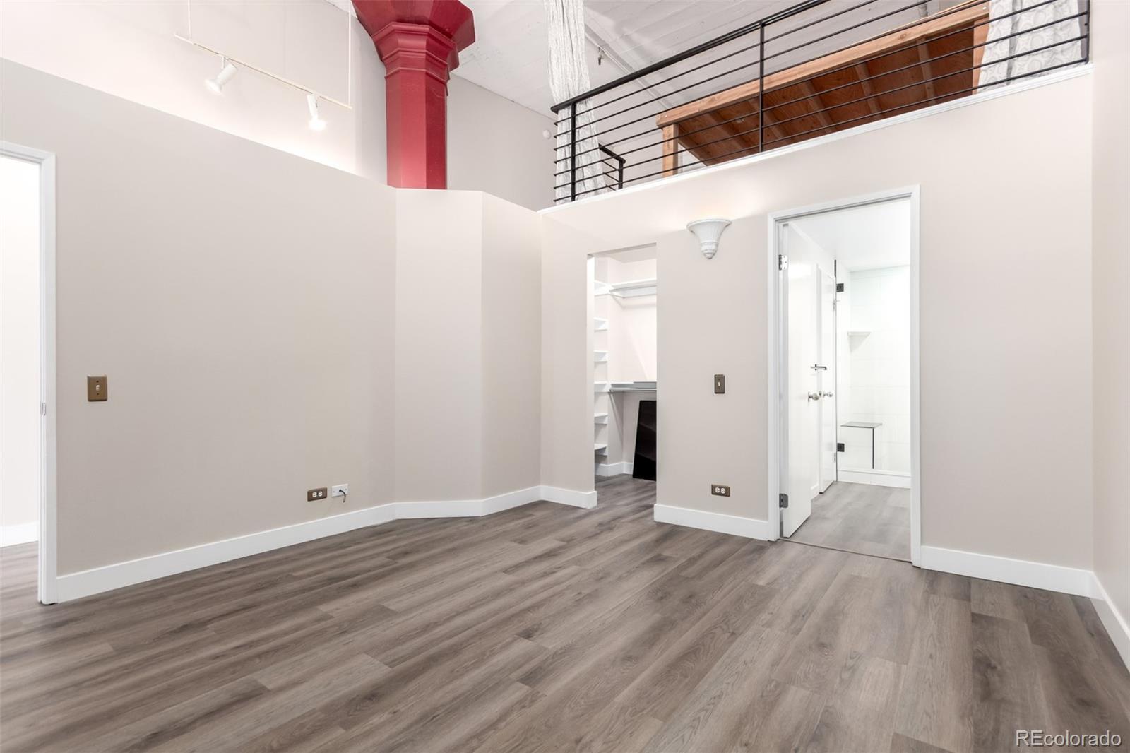 MLS Image #12 for 720  16th street,denver, Colorado