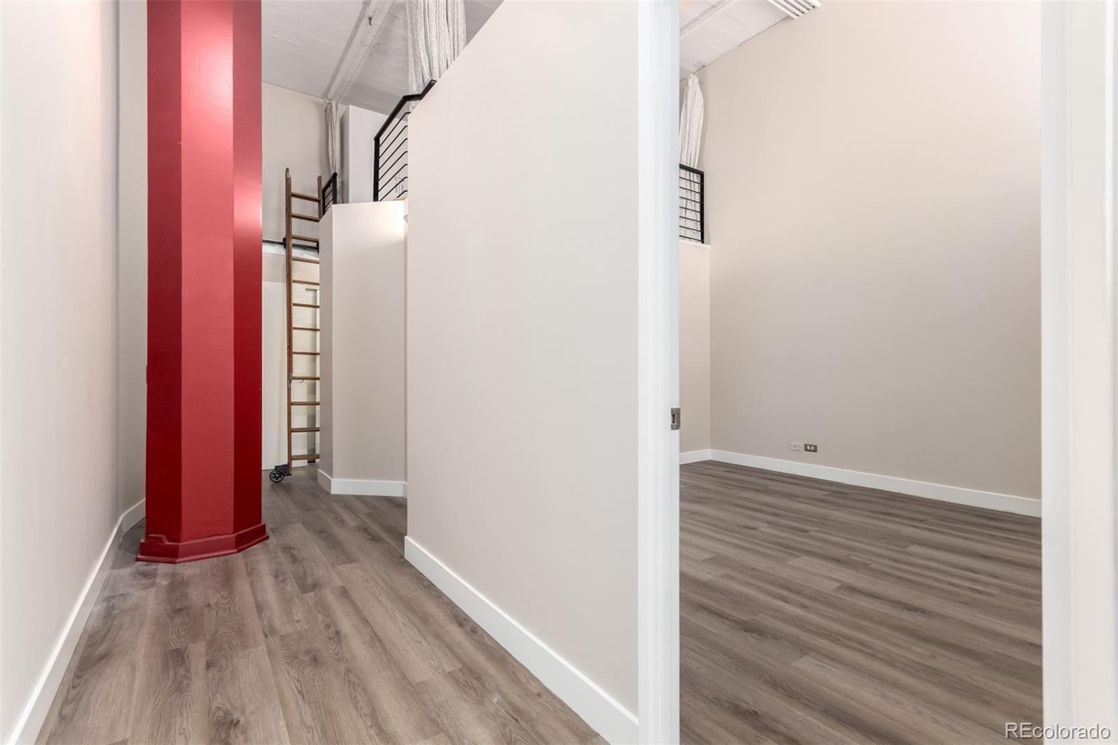 MLS Image #7 for 720  16th street,denver, Colorado