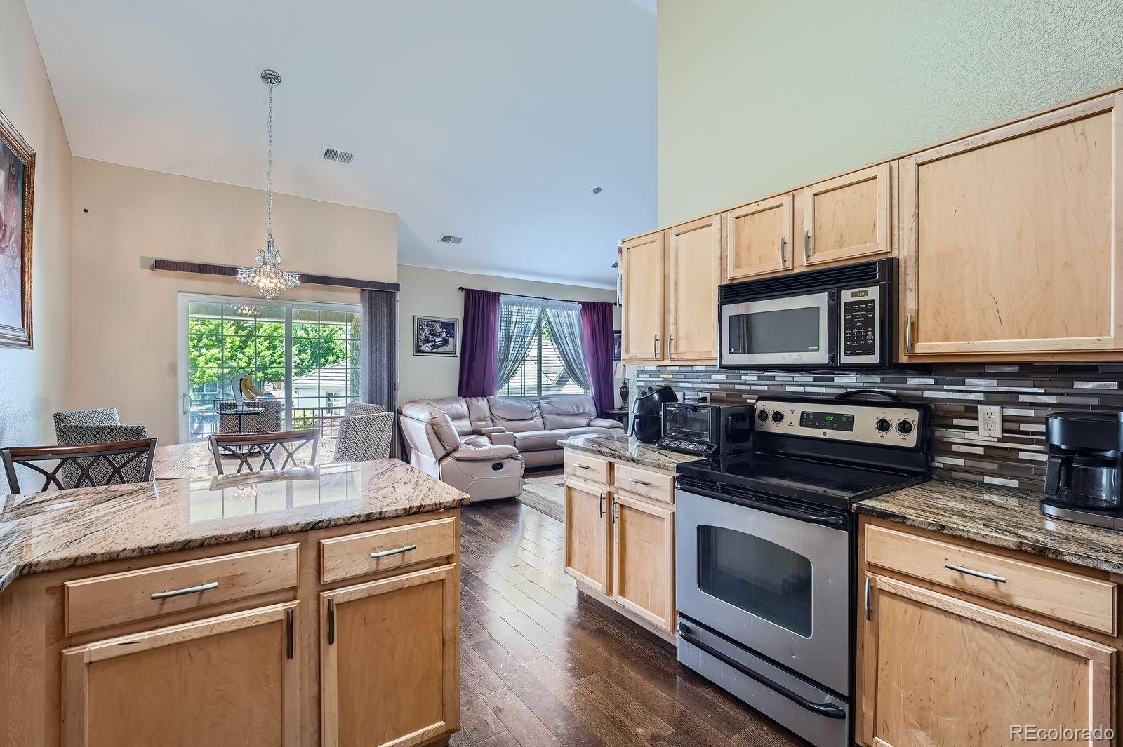 MLS Image #10 for 22560 e ontario drive,aurora, Colorado