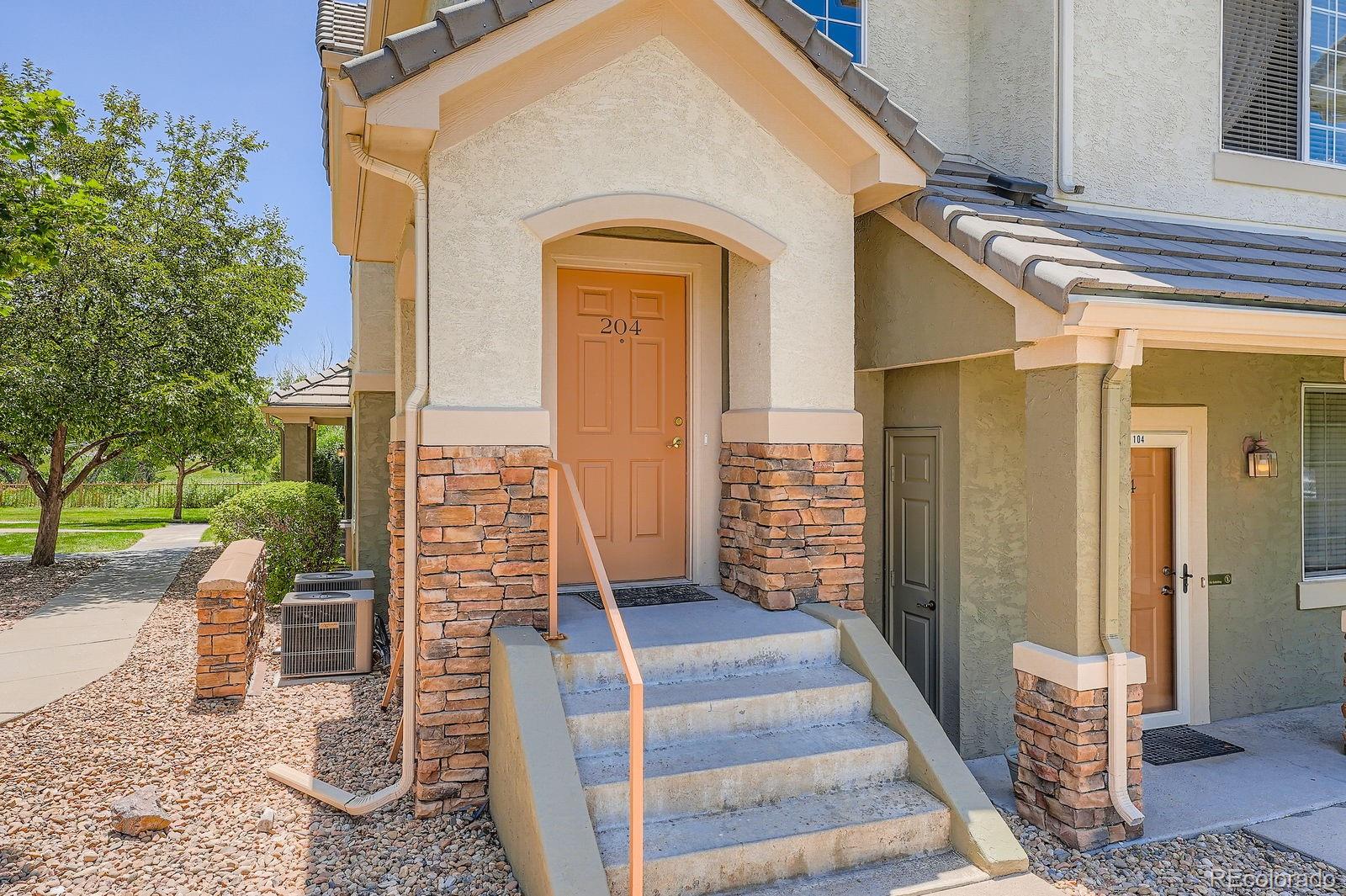 MLS Image #3 for 22560 e ontario drive,aurora, Colorado