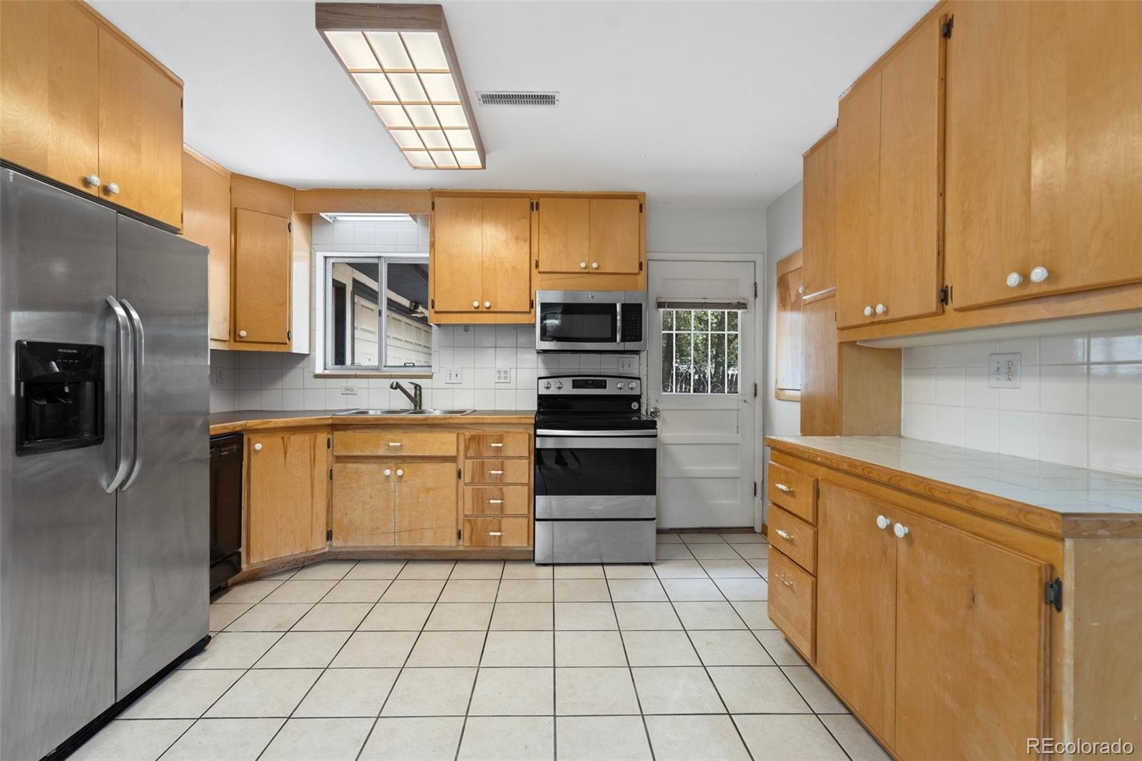 MLS Image #2 for 915  skyway boulevard,colorado springs, Colorado