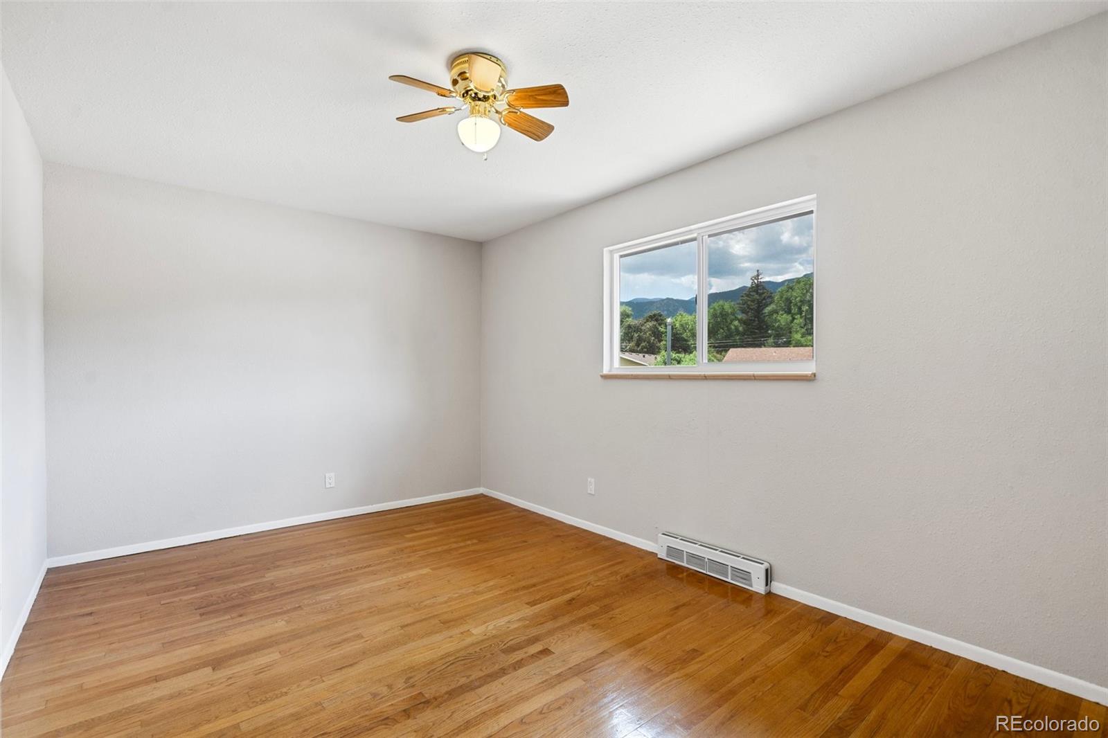 MLS Image #5 for 915  skyway boulevard,colorado springs, Colorado