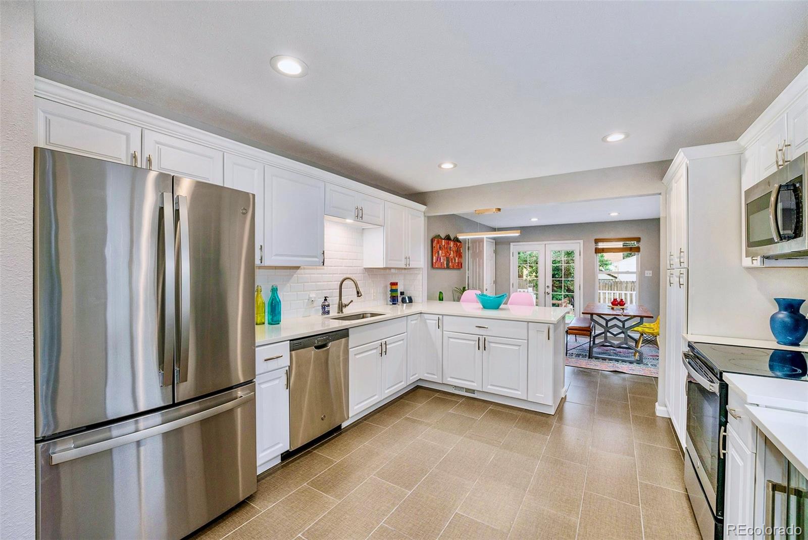 MLS Image #8 for 2530 s knox court,denver, Colorado