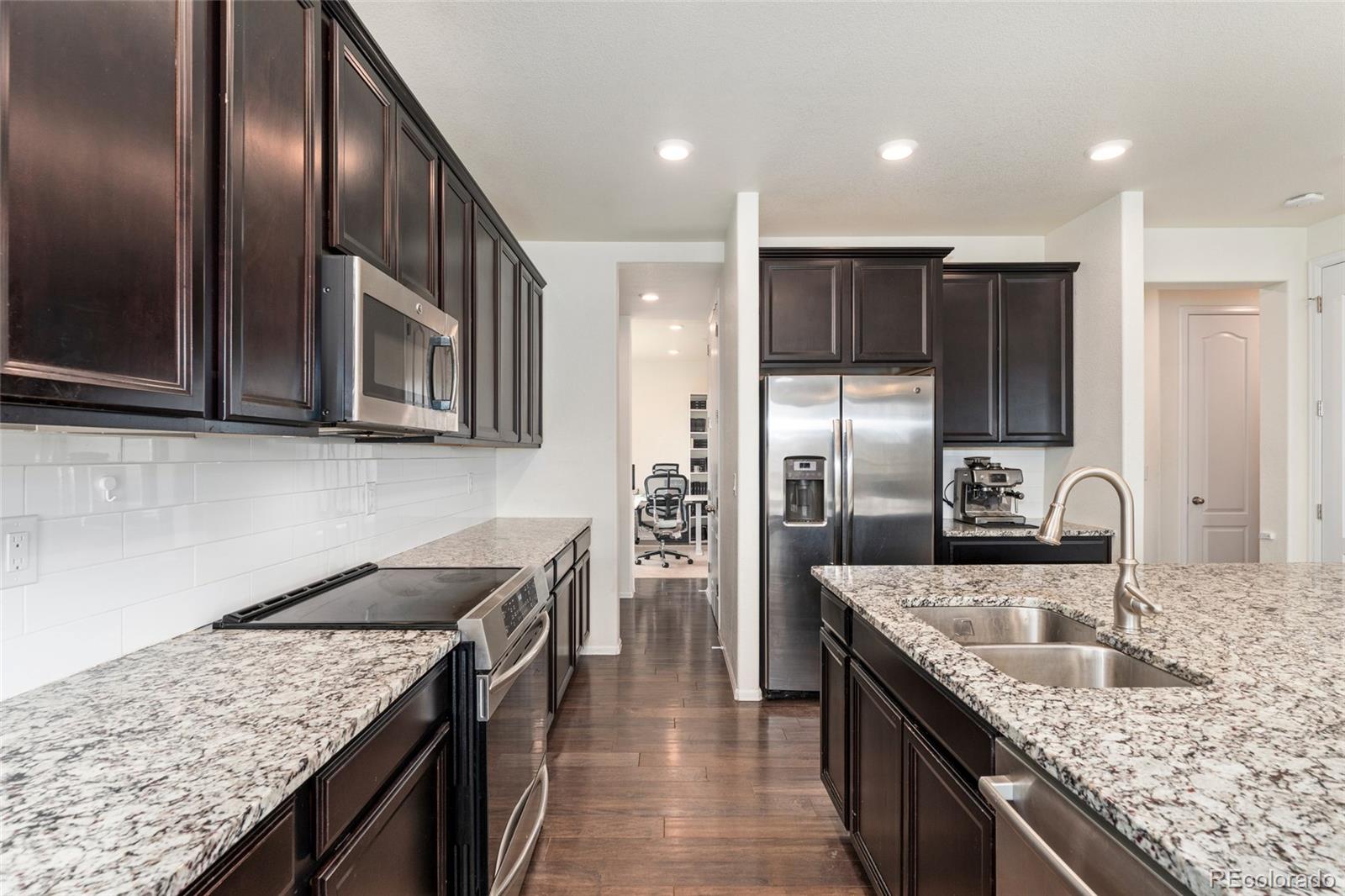 MLS Image #11 for 19316 w 84th place,arvada, Colorado