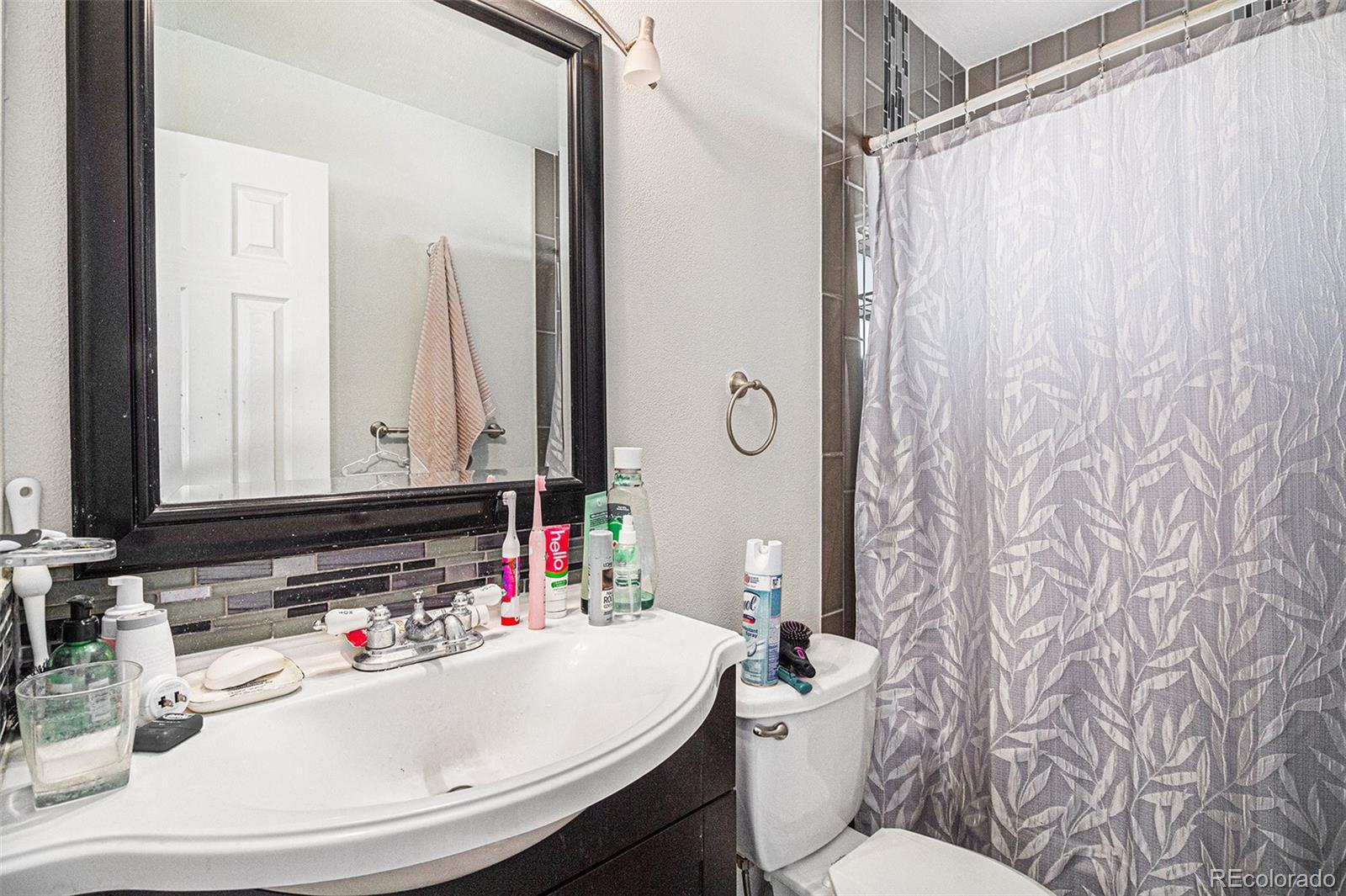 MLS Image #10 for 7066  jennie drive,denver, Colorado