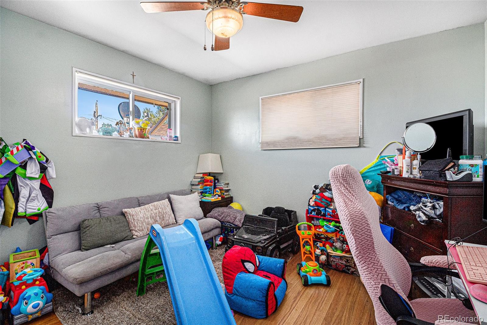 MLS Image #9 for 7066  jennie drive,denver, Colorado