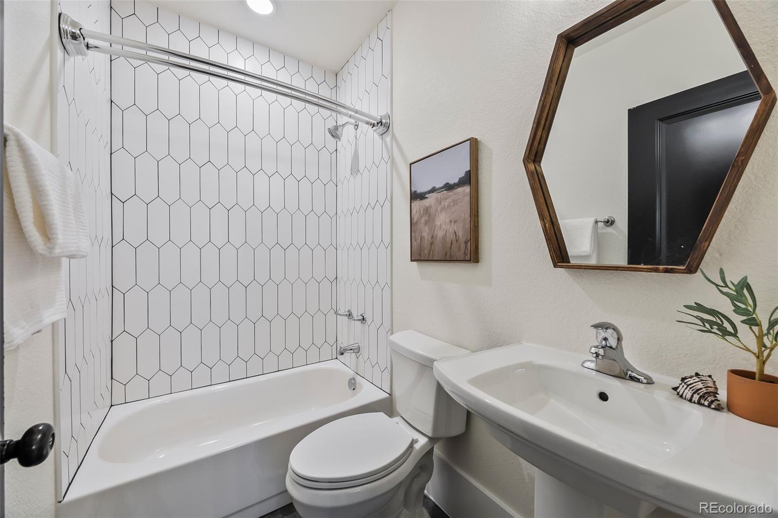 MLS Image #13 for 1378 s university boulevard,denver, Colorado