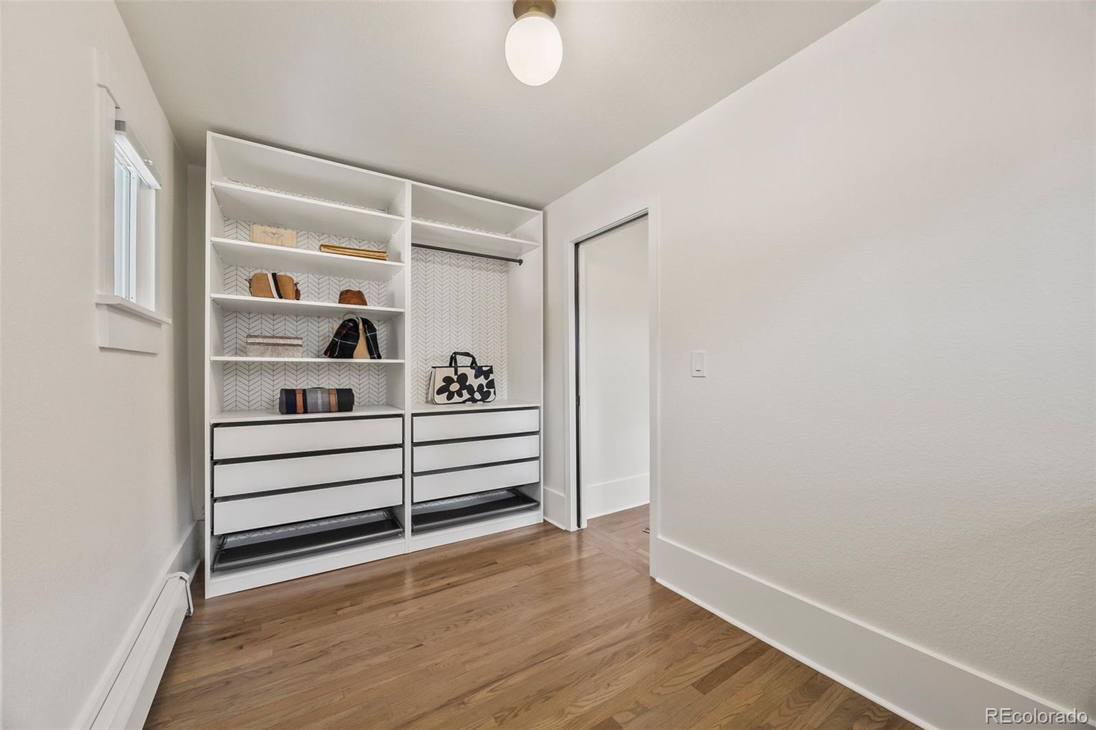 MLS Image #18 for 1378 s university boulevard,denver, Colorado