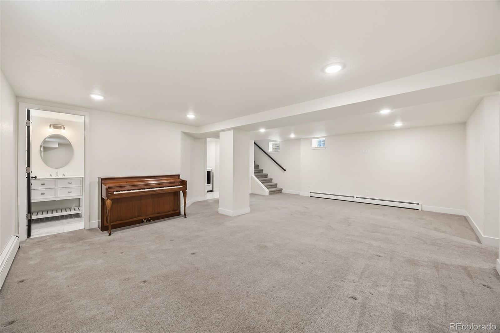 MLS Image #23 for 1378 s university boulevard,denver, Colorado