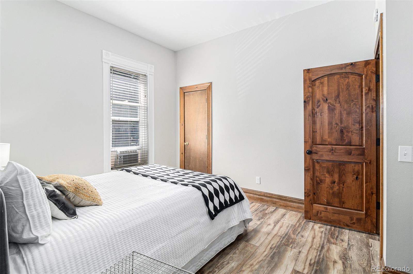 MLS Image #10 for 813 e 14th avenue,denver, Colorado