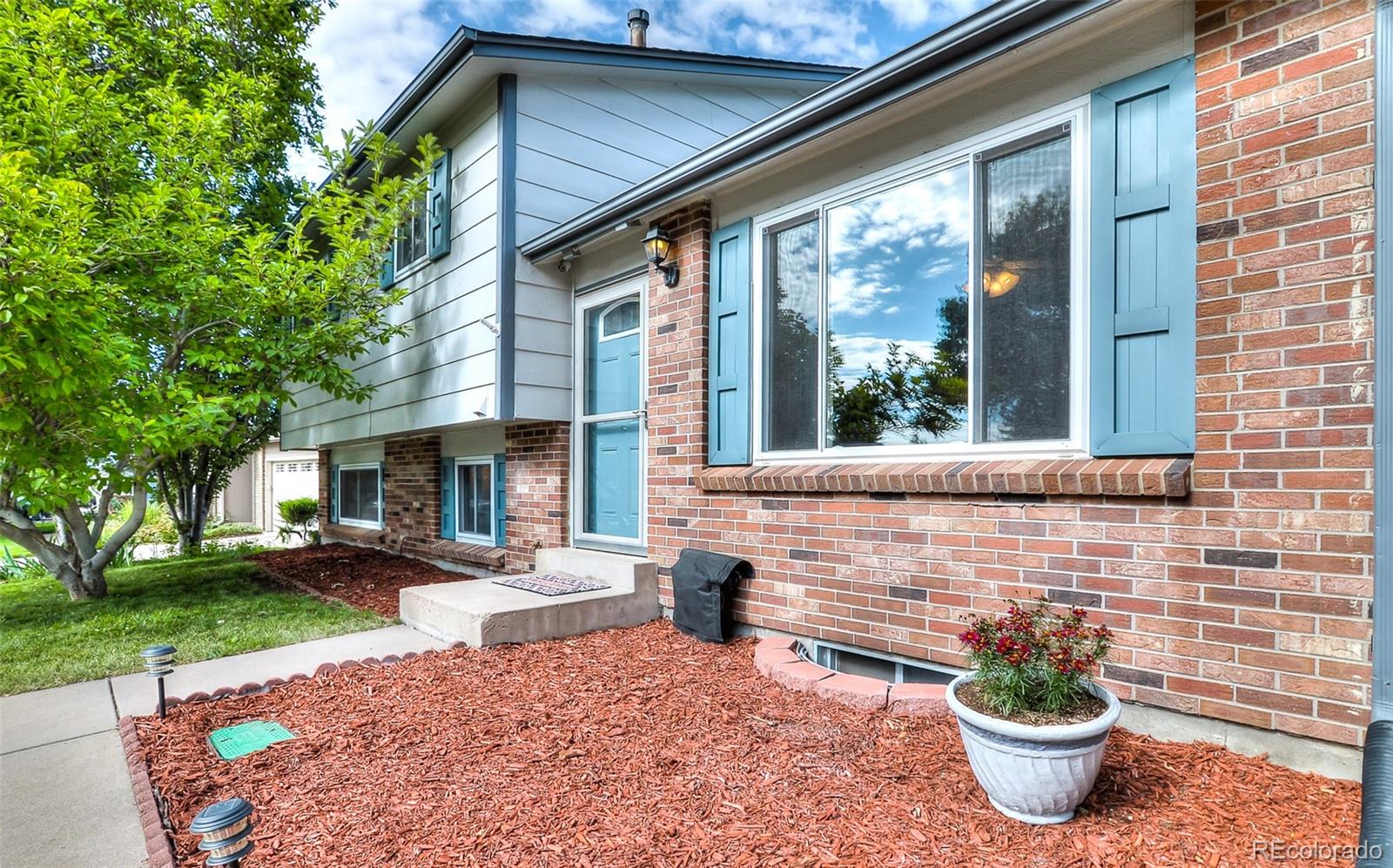 MLS Image #1 for 6627 s garland way,littleton, Colorado