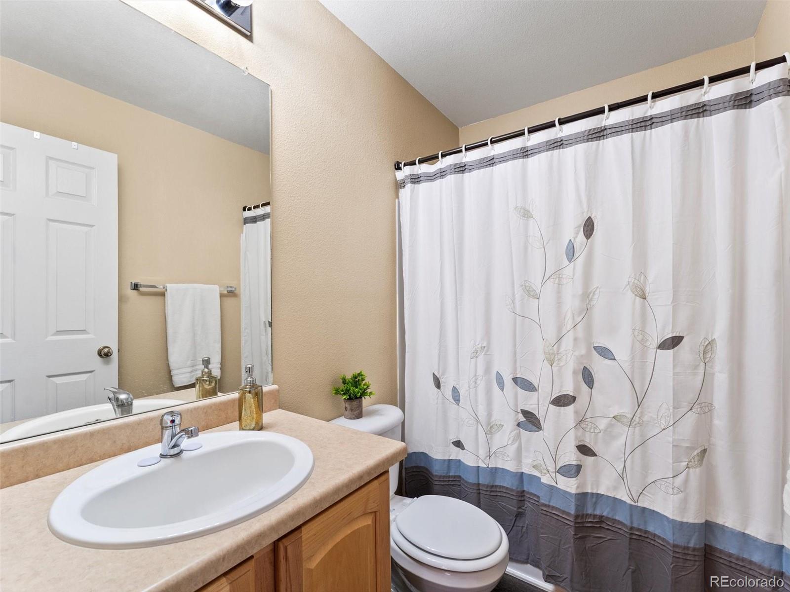MLS Image #30 for 18554 e vassar drive,aurora, Colorado