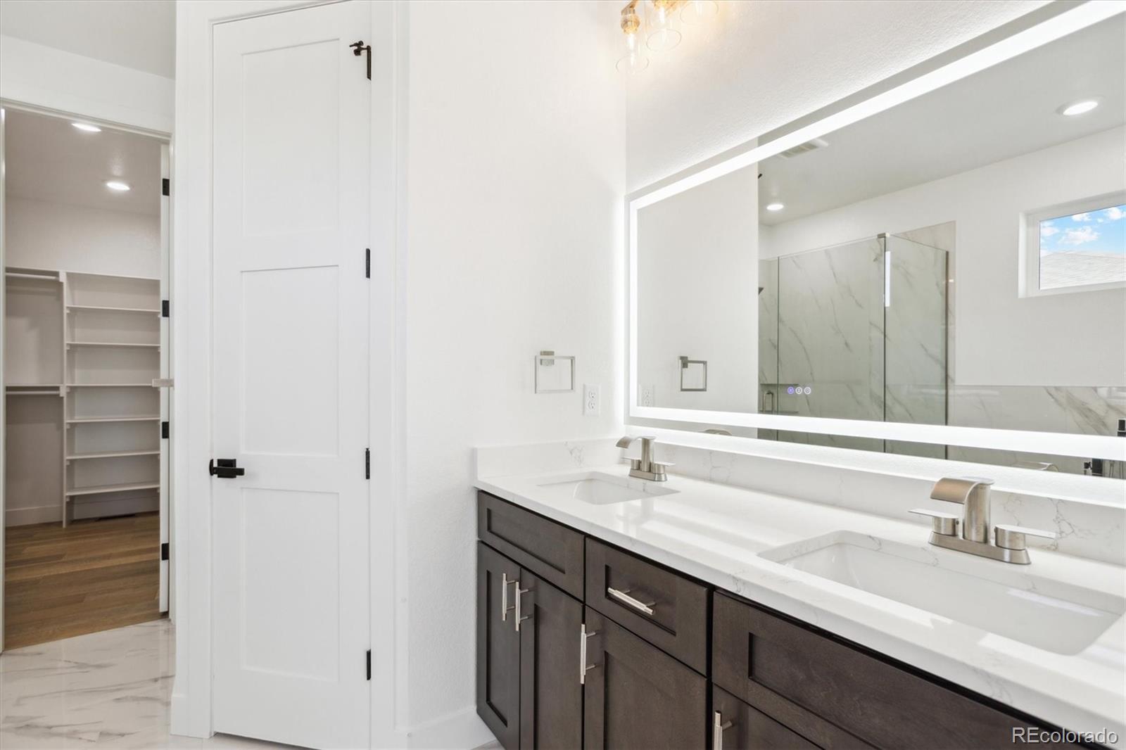 MLS Image #15 for 995  pinehurst court,bennett, Colorado
