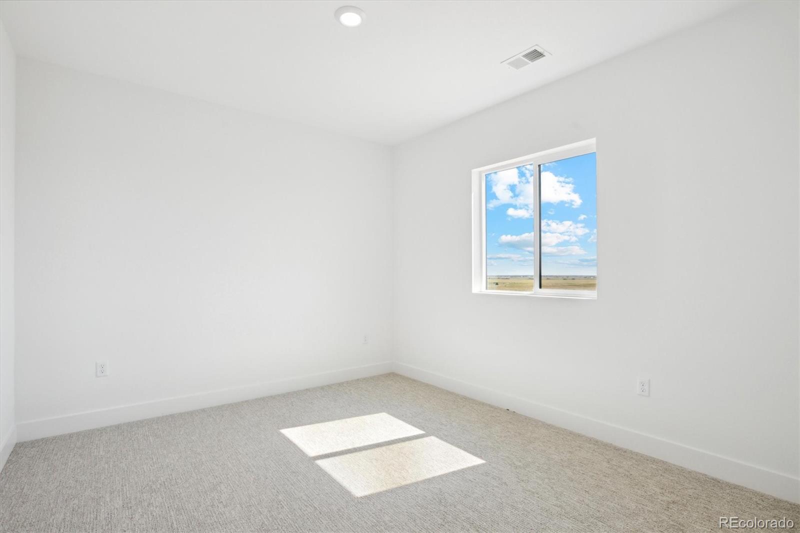 MLS Image #23 for 995  pinehurst court,bennett, Colorado
