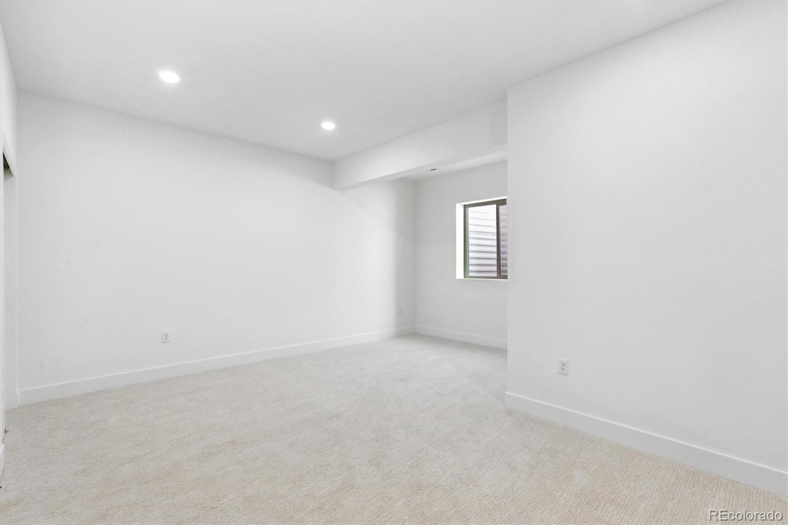 MLS Image #34 for 995  pinehurst court,bennett, Colorado