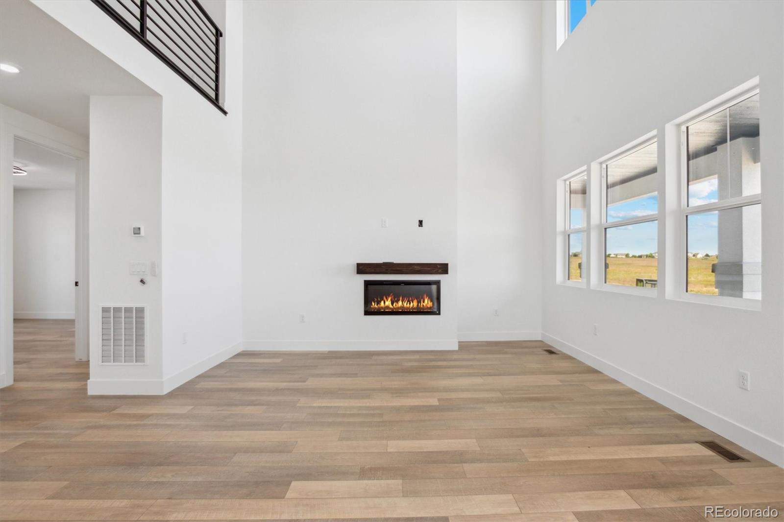 MLS Image #5 for 995  pinehurst court,bennett, Colorado