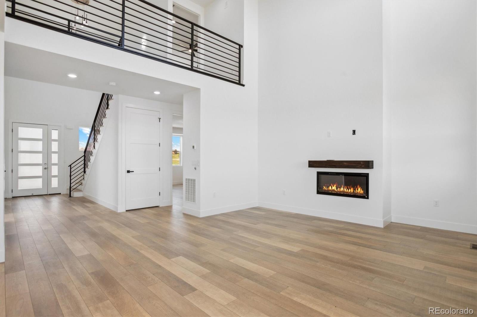 MLS Image #6 for 995  pinehurst court,bennett, Colorado
