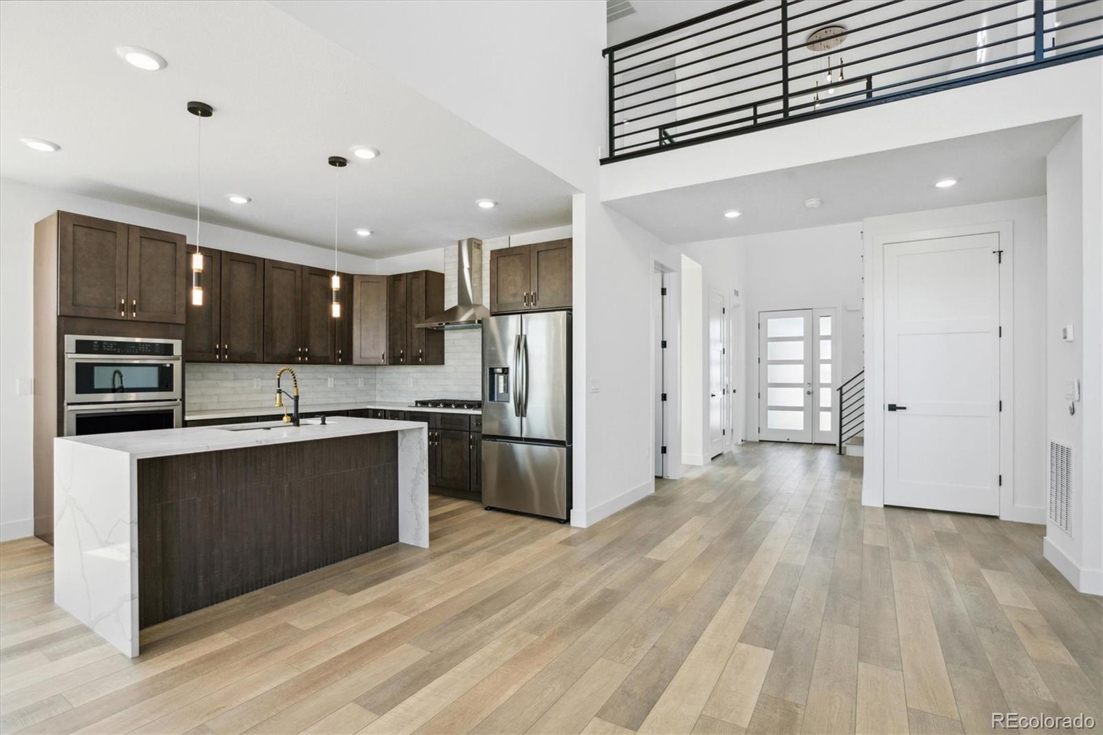 MLS Image #7 for 995  pinehurst court,bennett, Colorado