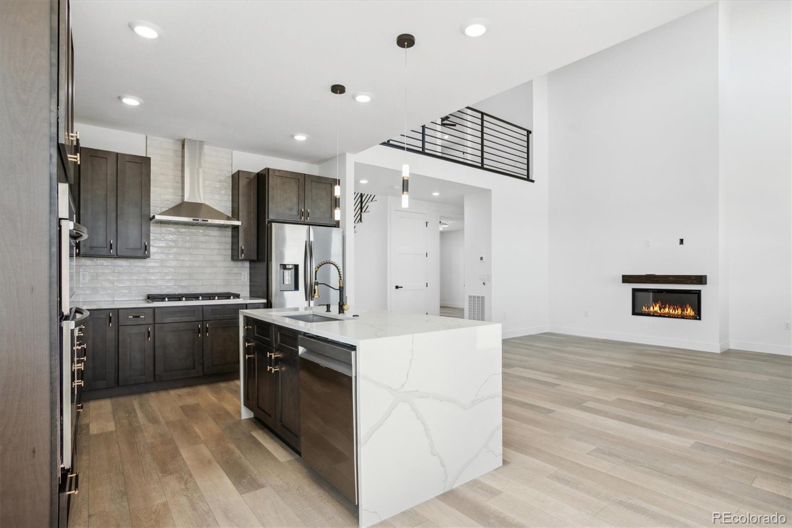 MLS Image #8 for 995  pinehurst court,bennett, Colorado
