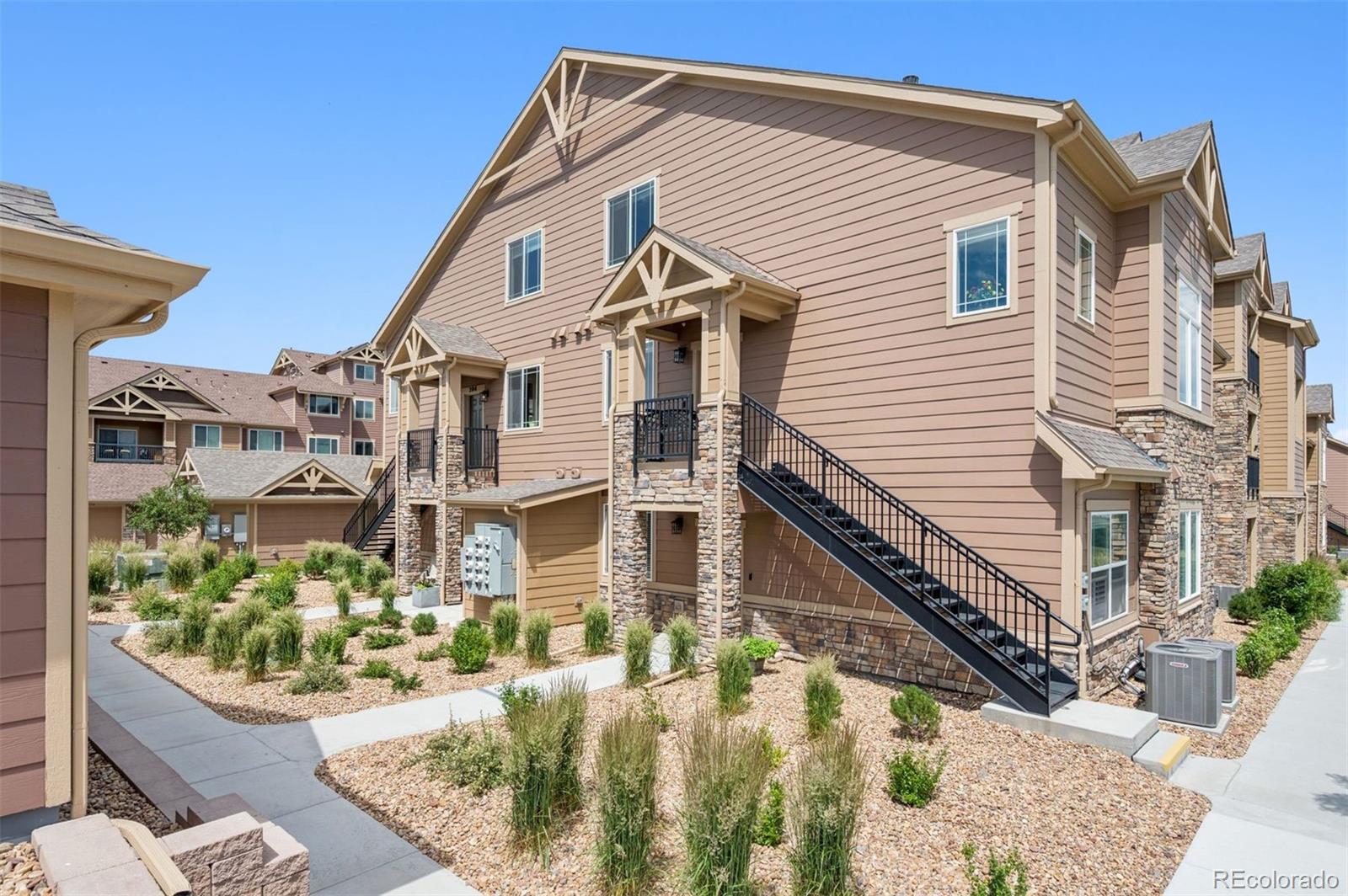 MLS Image #5 for 10062 w victoria place,littleton, Colorado