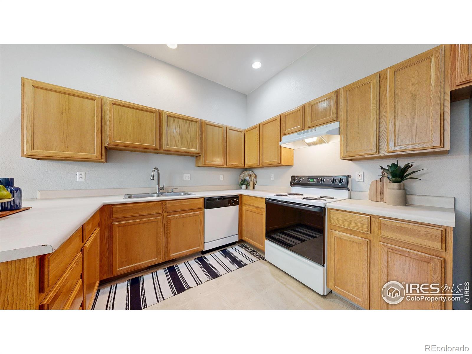 MLS Image #7 for 1839  laurus lane,johnstown, Colorado