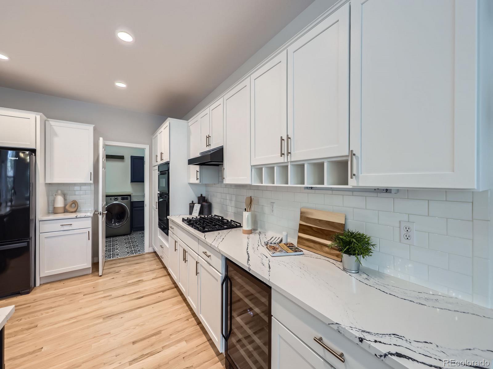 MLS Image #10 for 1020 s ammons circle,lakewood, Colorado