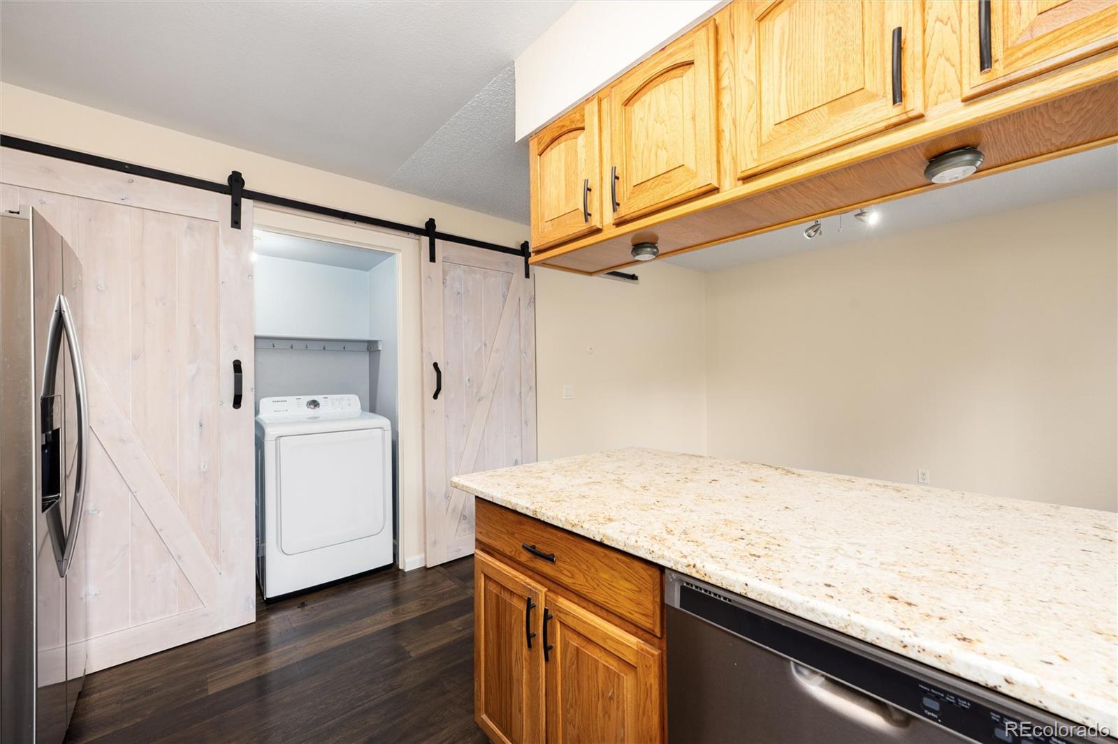 MLS Image #14 for 562  vance street,denver, Colorado