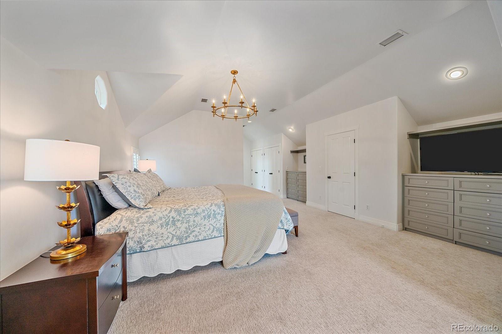 MLS Image #22 for 2340 s columbine street,denver, Colorado