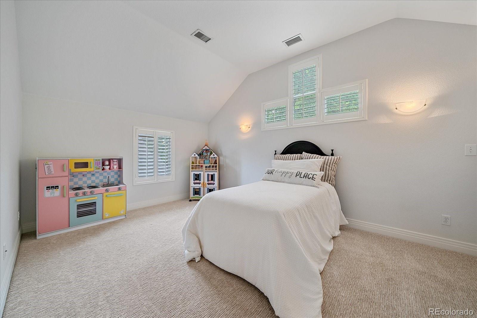 MLS Image #28 for 2340 s columbine street,denver, Colorado