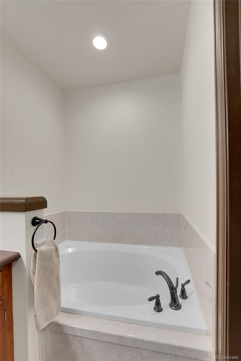 MLS Image #19 for 2972 w long drive,littleton, Colorado