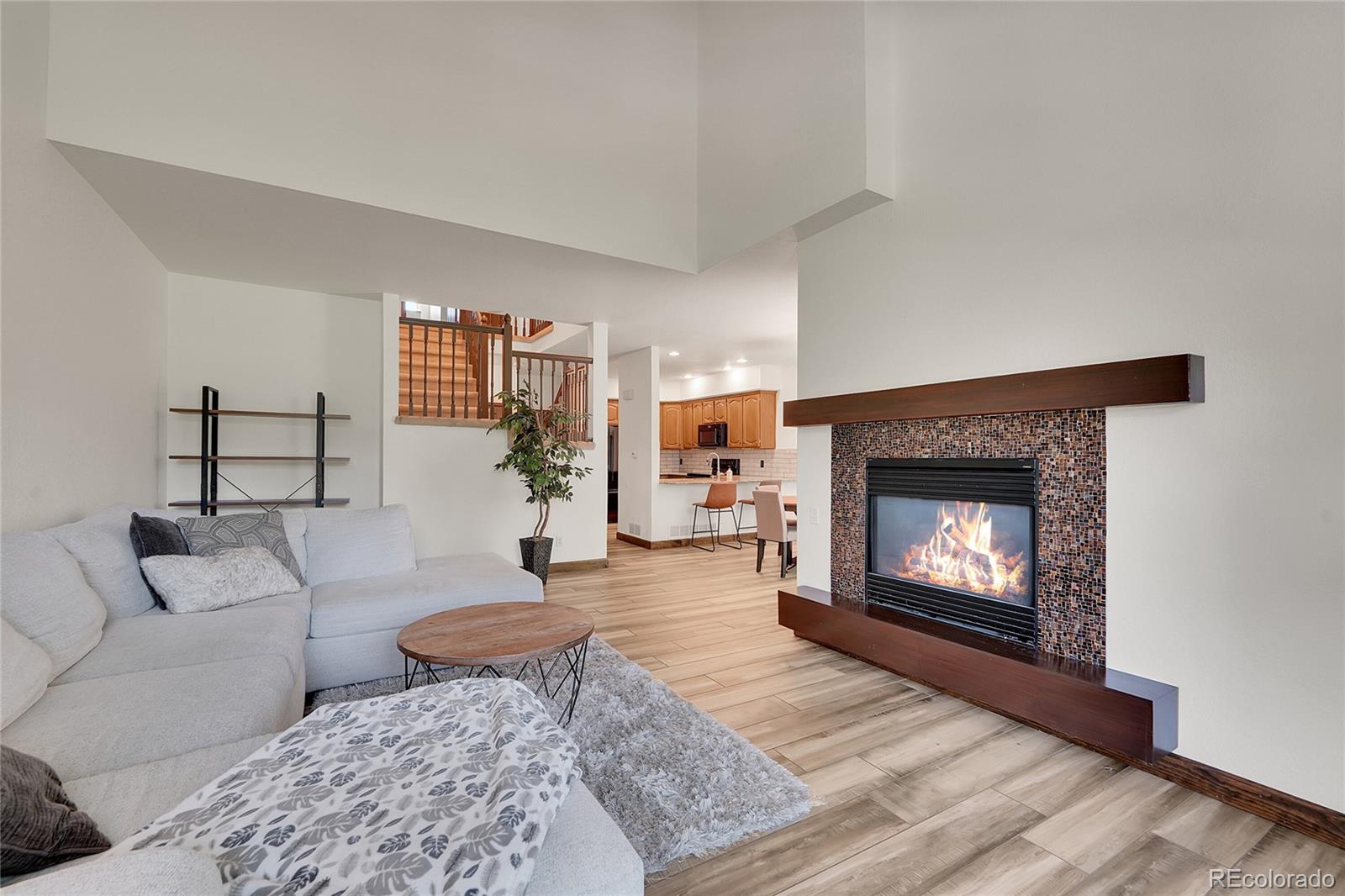 MLS Image #4 for 2972 w long drive,littleton, Colorado