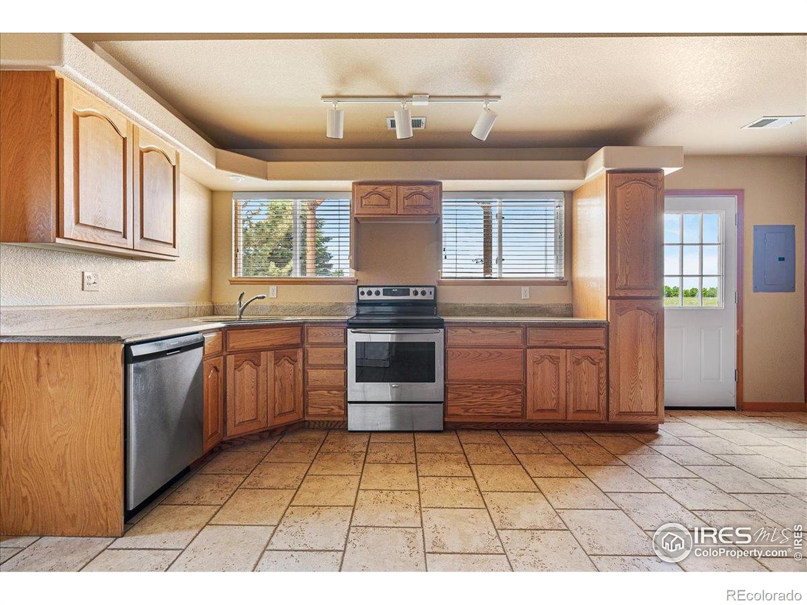 MLS Image #27 for 9088  golden fields lane,loveland, Colorado