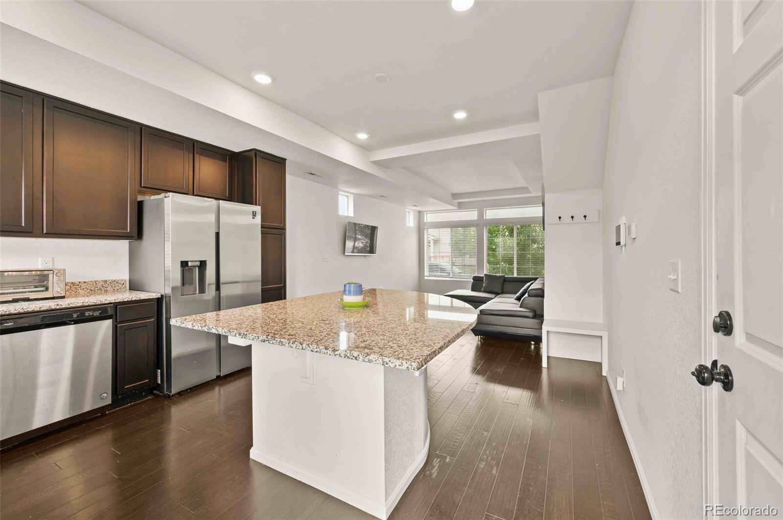 MLS Image #3 for 10071  yampa court,commerce city, Colorado