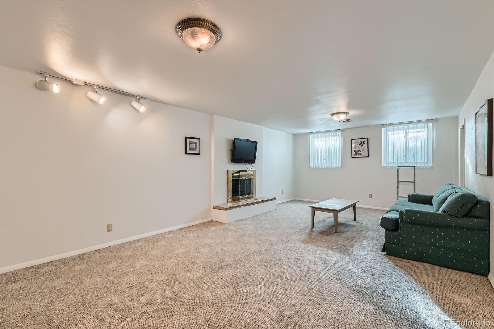 MLS Image #18 for 3643 e lake drive,centennial, Colorado