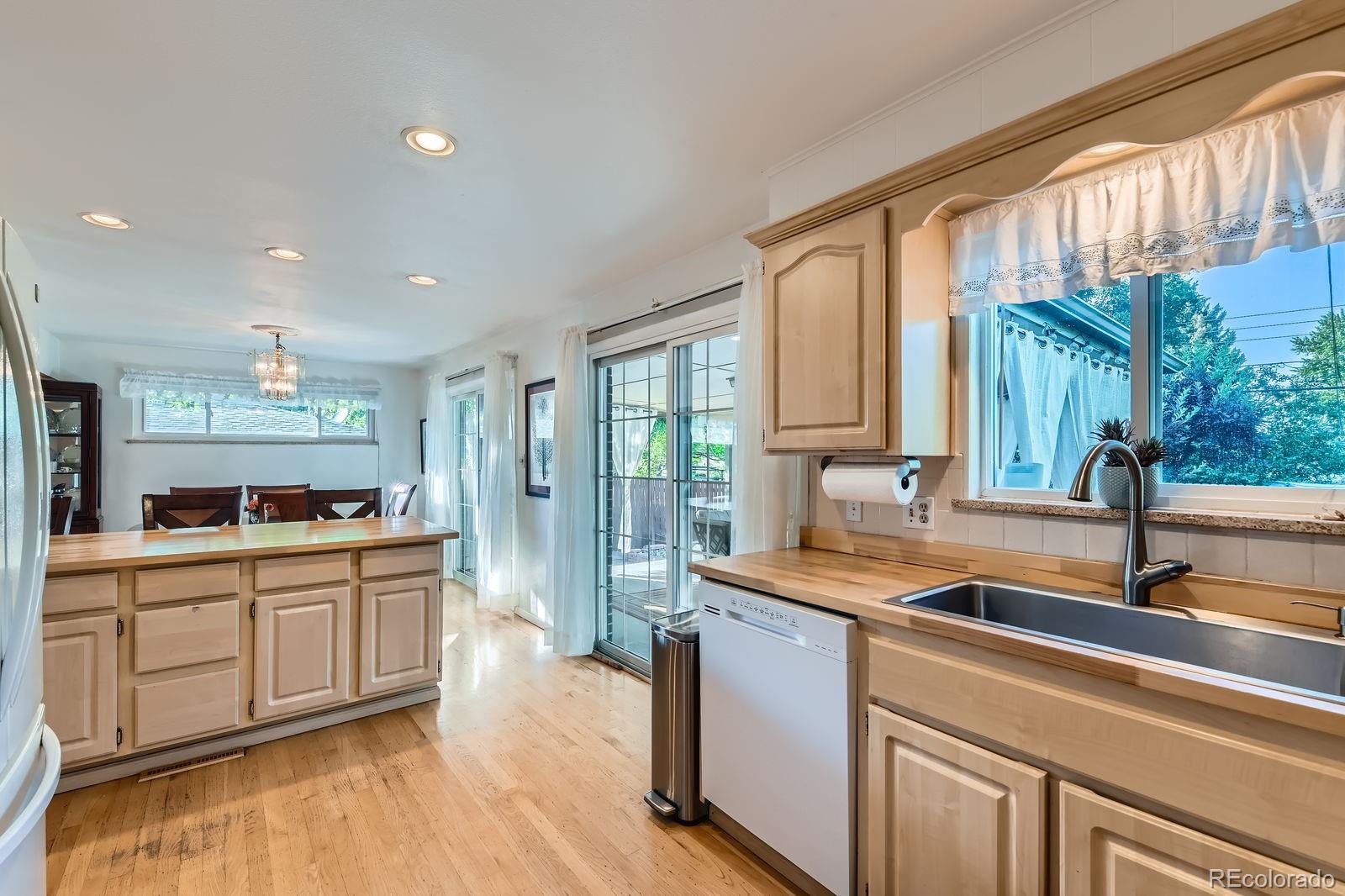 MLS Image #9 for 3643 e lake drive,centennial, Colorado