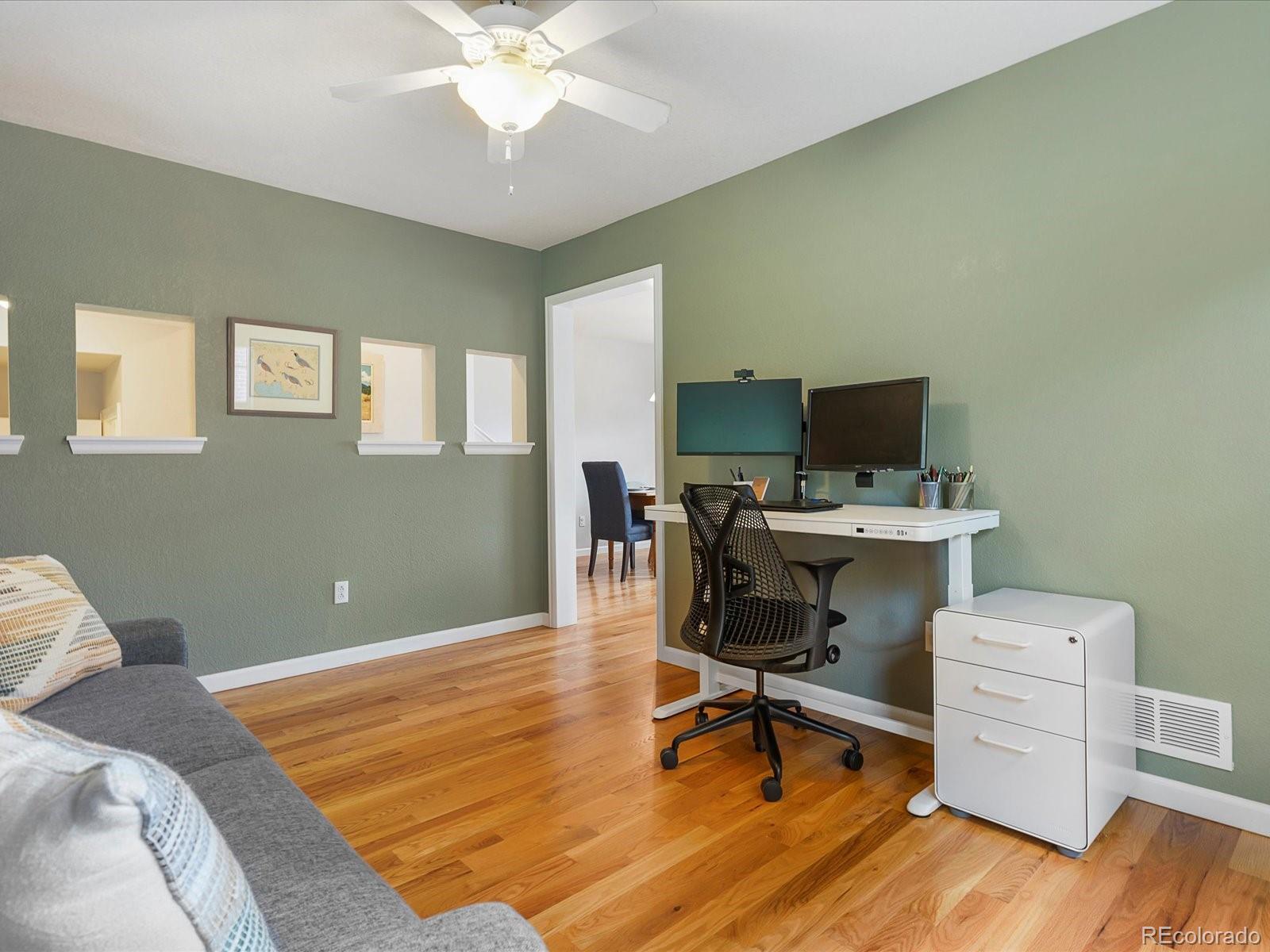 MLS Image #10 for 8450 e 29th avenue,denver, Colorado